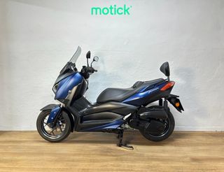 YAMAHA XMAX 125