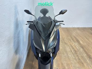 YAMAHA XMAX 125