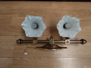 Aplique de pared dorado y cristal