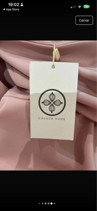 Vestido rosa sin estrenar. Etiqueta puesta. 295€