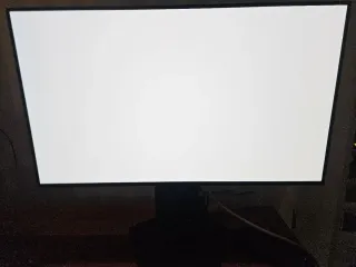 Monitor LG UltraGear OLED 32 4K UHD