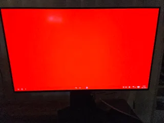 Monitor LG UltraGear OLED 32 4K UHD