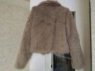 Cazadora pelo marrón