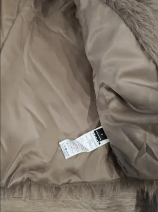 Cazadora pelo marrón