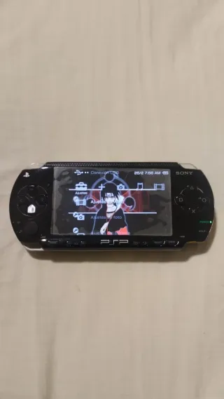 Sony PSP 1004 Negra+Cargador+Funda