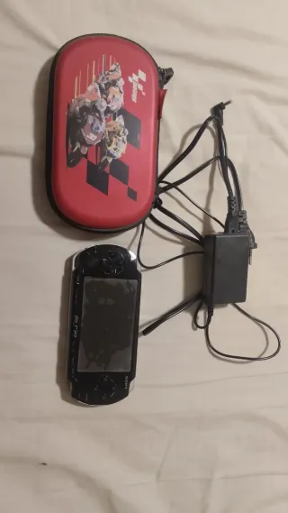 Sony PSP 1004 Negra+Cargador+Funda