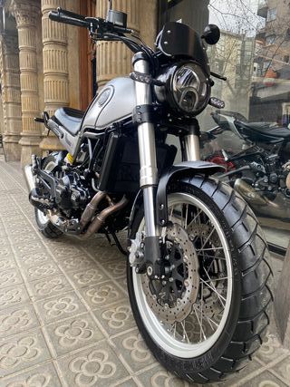 Benelli Leoncino 500 Trail del 2025 con 2901km