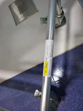 Silla ortopédica para ducha e inodoro