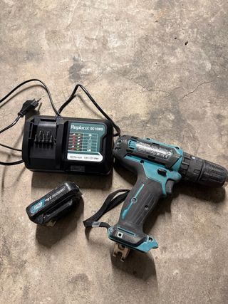 Avvitatore Makita CXT 10.8V