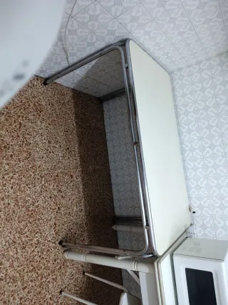 Mesa Cocina/Comedor Plata y Blanca