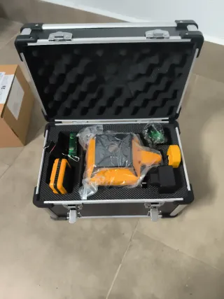 Nivel Láser Autonivelante 360°