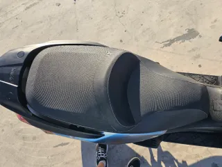 Kymco 300i en muy buen estado