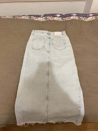 Falda larga vaquera Stradivarius