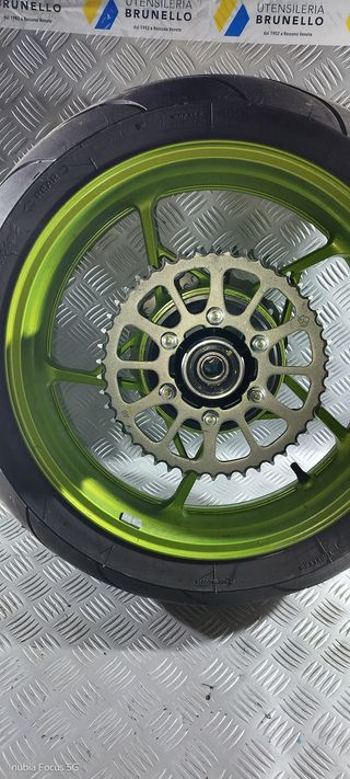 CERCHIO RUOTA POSTERIORE KAWASAKI Z 650 2021 2024