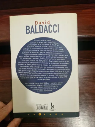 A cualquier precio / At Any Price (Spanish Edit...