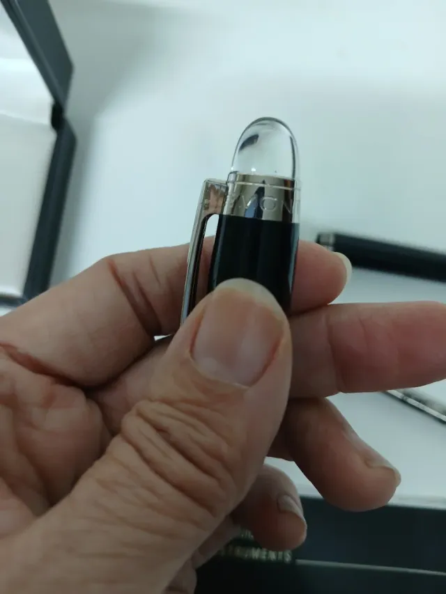 Bolígrafo Mont Blanc StarWalker con estuche y caja