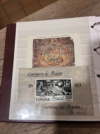 Album per francobolli con francobolli inclusi