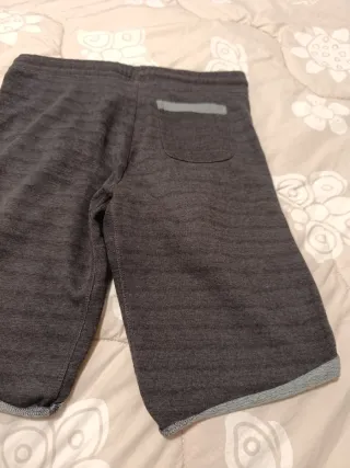 Pantaloncini bambino grigi con zip