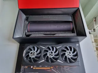 AMD Radeon RX 6950 XT Garantía