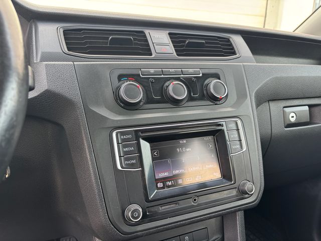 VOLKSWAGEN CADDY COMBI 4M 122CV