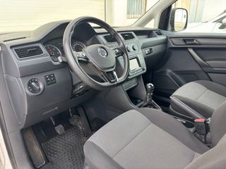 VOLKSWAGEN CADDY COMBI 4M 122CV