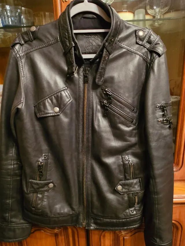 Chaqueta de cuero Salsa Negra.