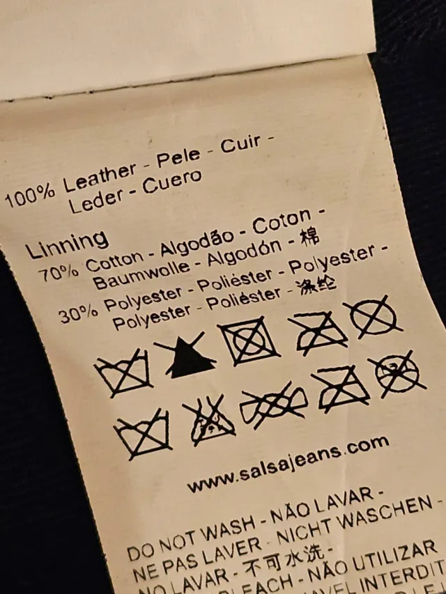 Chaqueta de cuero Salsa Negra.