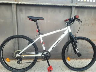 Bicicleta B-Twin Rockrider 24