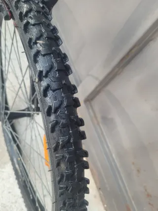 Bicicleta B-Twin Rockrider 24