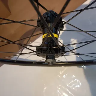 Rueda delantera Mavic Cosmic