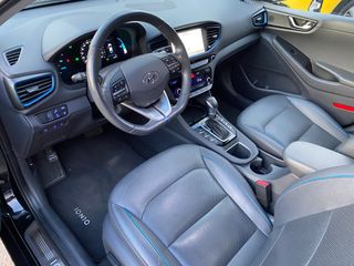 IMPECABLE!!! HYUNDAI IONIQ HIBRIDO ENCHUFABLE