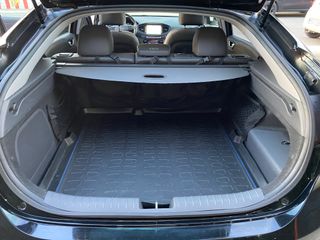 IMPECABLE!!! HYUNDAI IONIQ HIBRIDO ENCHUFABLE