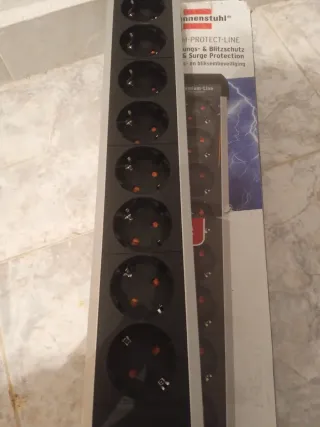 Regleta 8 enchufes Brennenstuhl Premium Protect