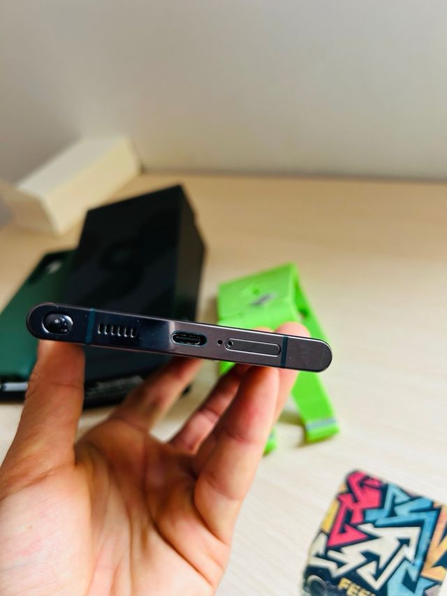 Samsung Galaxy S22 Ultra 12GB RAM 256GB