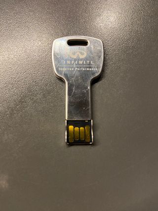 Chiavetta USB Infiniti 8 GB