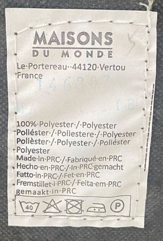 Sillas Maisons du Monde azul y rosa