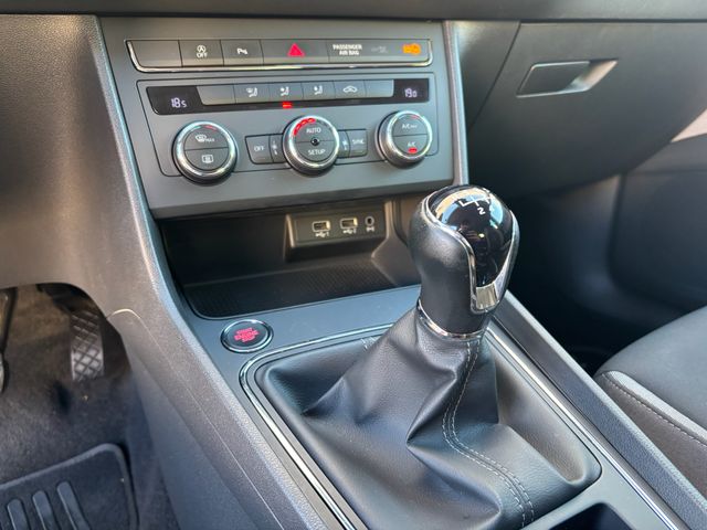 SEAT LEON STYLE VISION