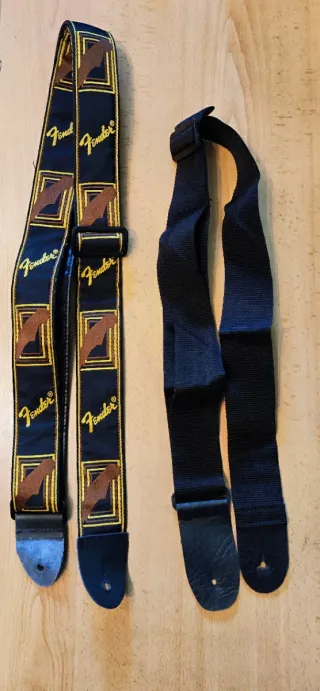 BAJO SAMICK Y AMPLIFICADOR LANEY