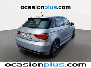 Audi A1 Sportback Adrenalin 1.4 TDI ultra 66 kW (90 CV)