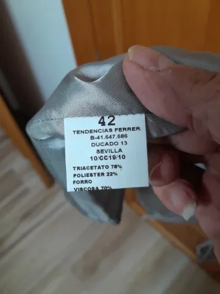 Vestido  fiesta gris claro con lazo Zeddra