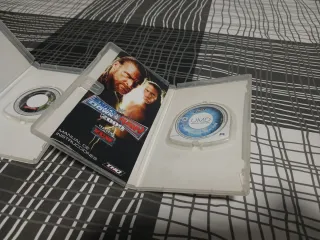 Juegos PSP Gran Turismo, PES 2011, WWE 2008