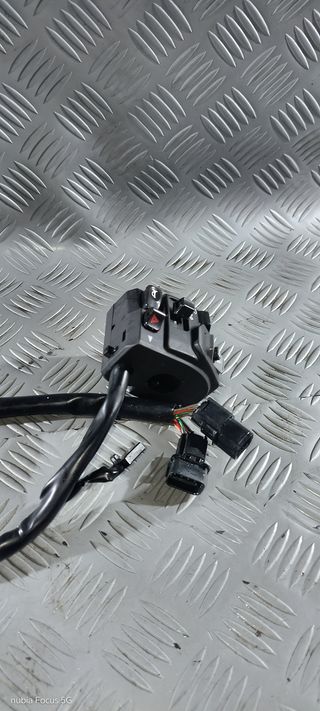 Commutatore Manubrio SX Kawasaki Z 650 2021-2024