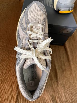 New Balance 1906R Gris Amarillo