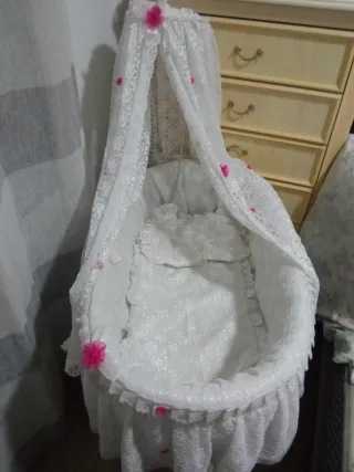 Mini Cuna Moisés Blanca con Dosel
