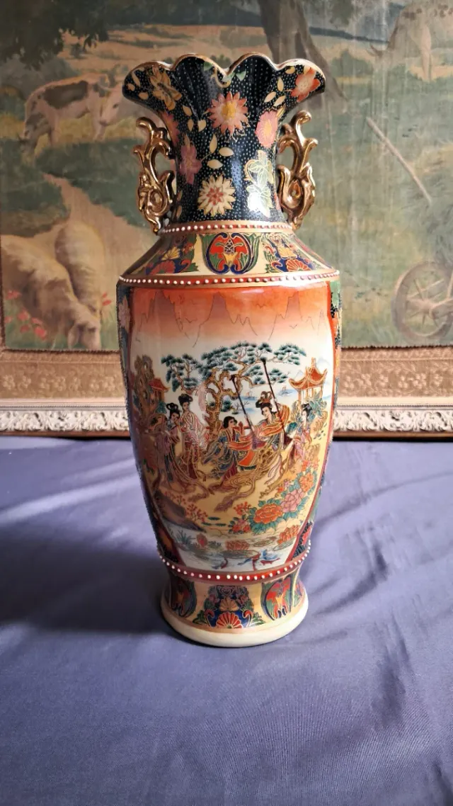 Jarrón estilo Satsuma