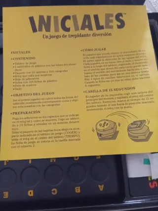 Juego de mesa INICIALES  Libros