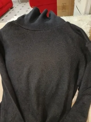 Conjunto Falda y Suéter Negro