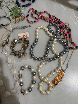 Lote 20 collares, pulseras y pendientes