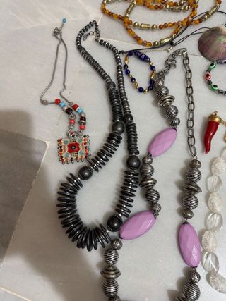 Lote 20 collares, pulseras y pendientes