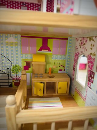 Casa de muñecas grande de madera 95 cm de altura